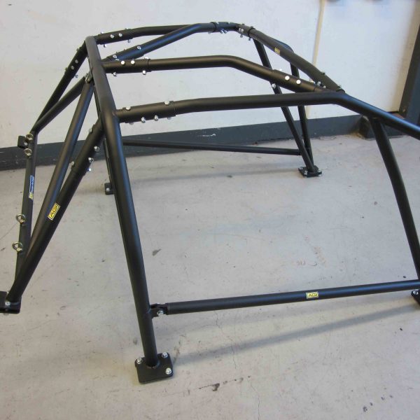 AGI - Nissan Silvia S14 - 2015 CAMS National spec Bolt-in Roll cage (floor pic - side)