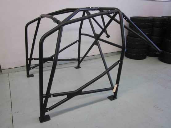 AGI - Ford Focus (3rd Gen) roll cage - 2018 CAMS spec Bolt-in National level Roll cage - Option F (floor pic - side)